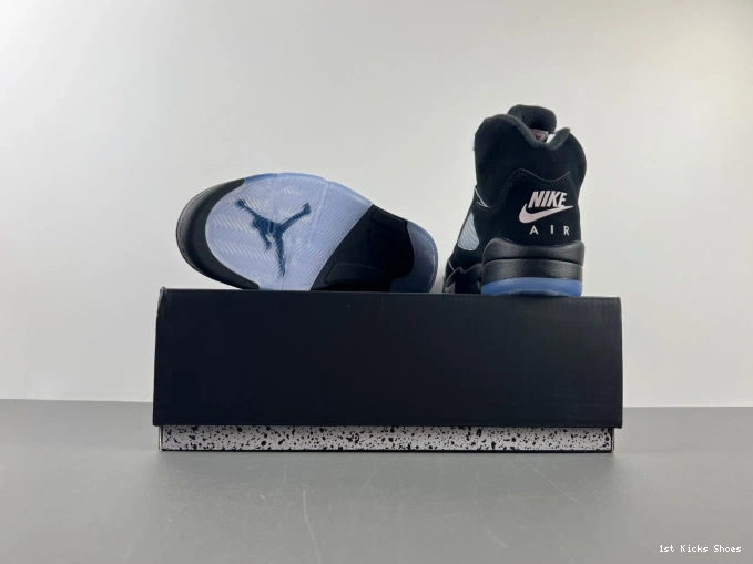 1st Kicks Metallic Air Reimagined Black 5 HF3975-001 Jordan 0724